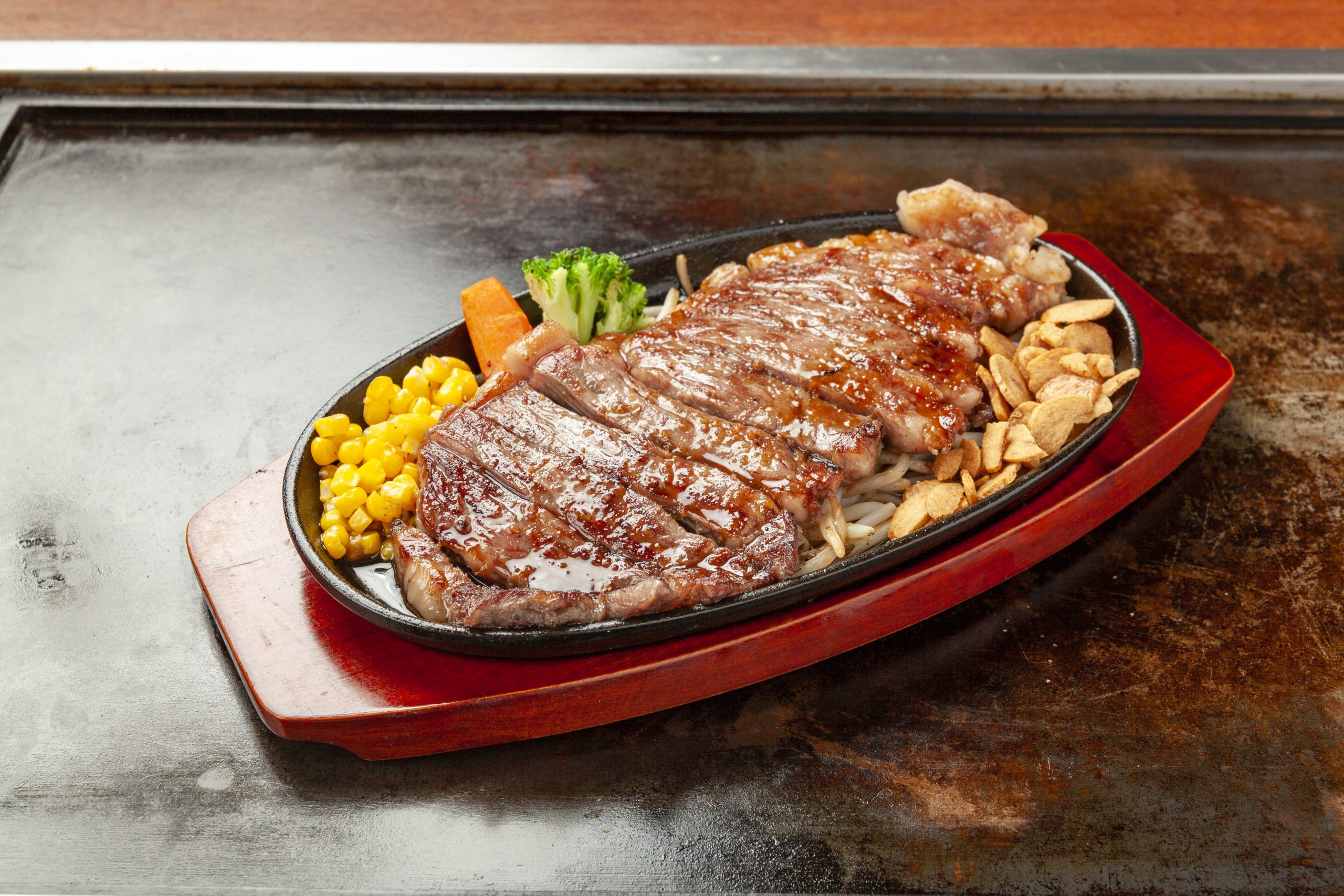 ジューシーで濃厚な霜降り肉